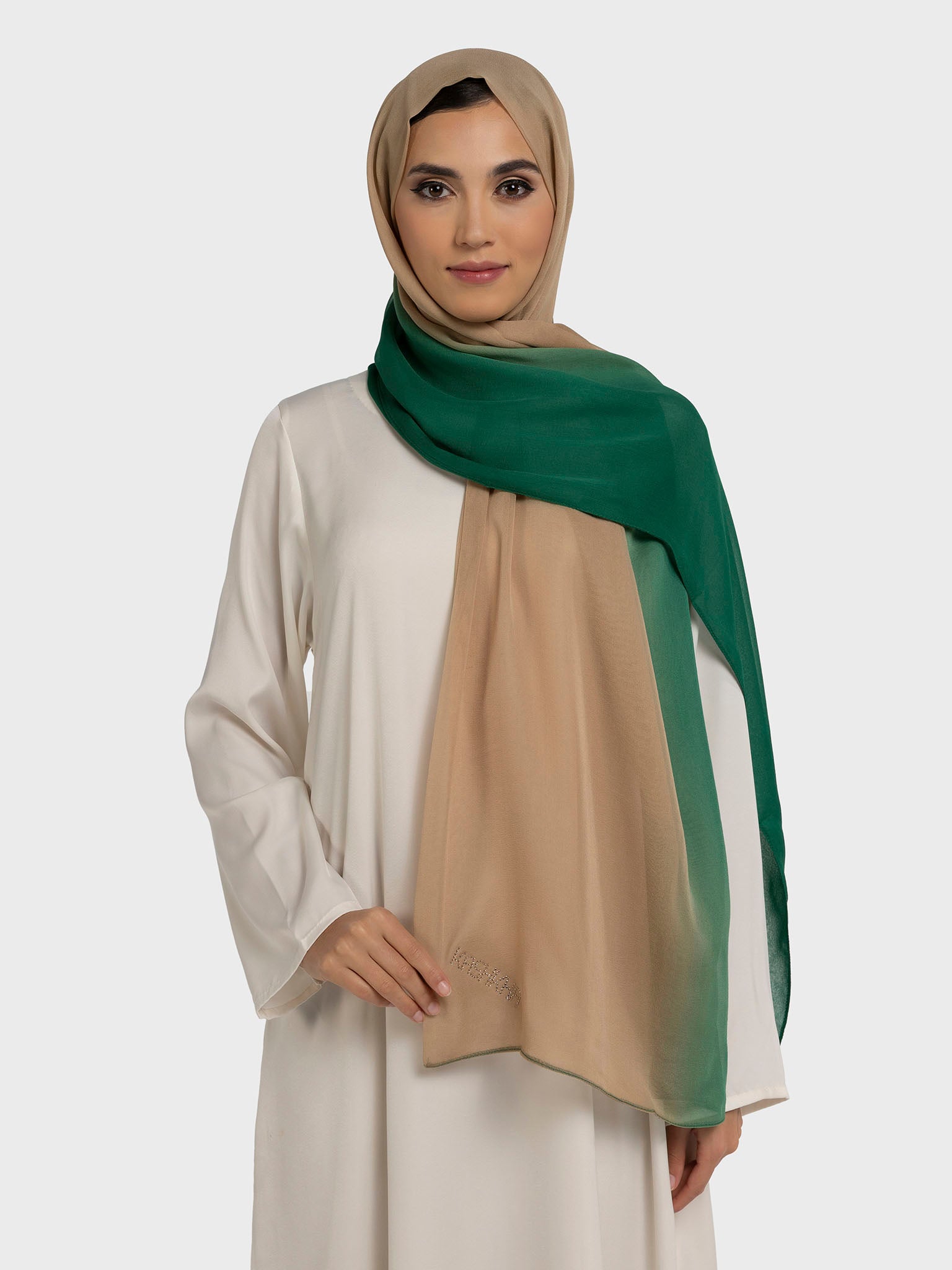 أومبير الأوشحة الحريرية والشيفون