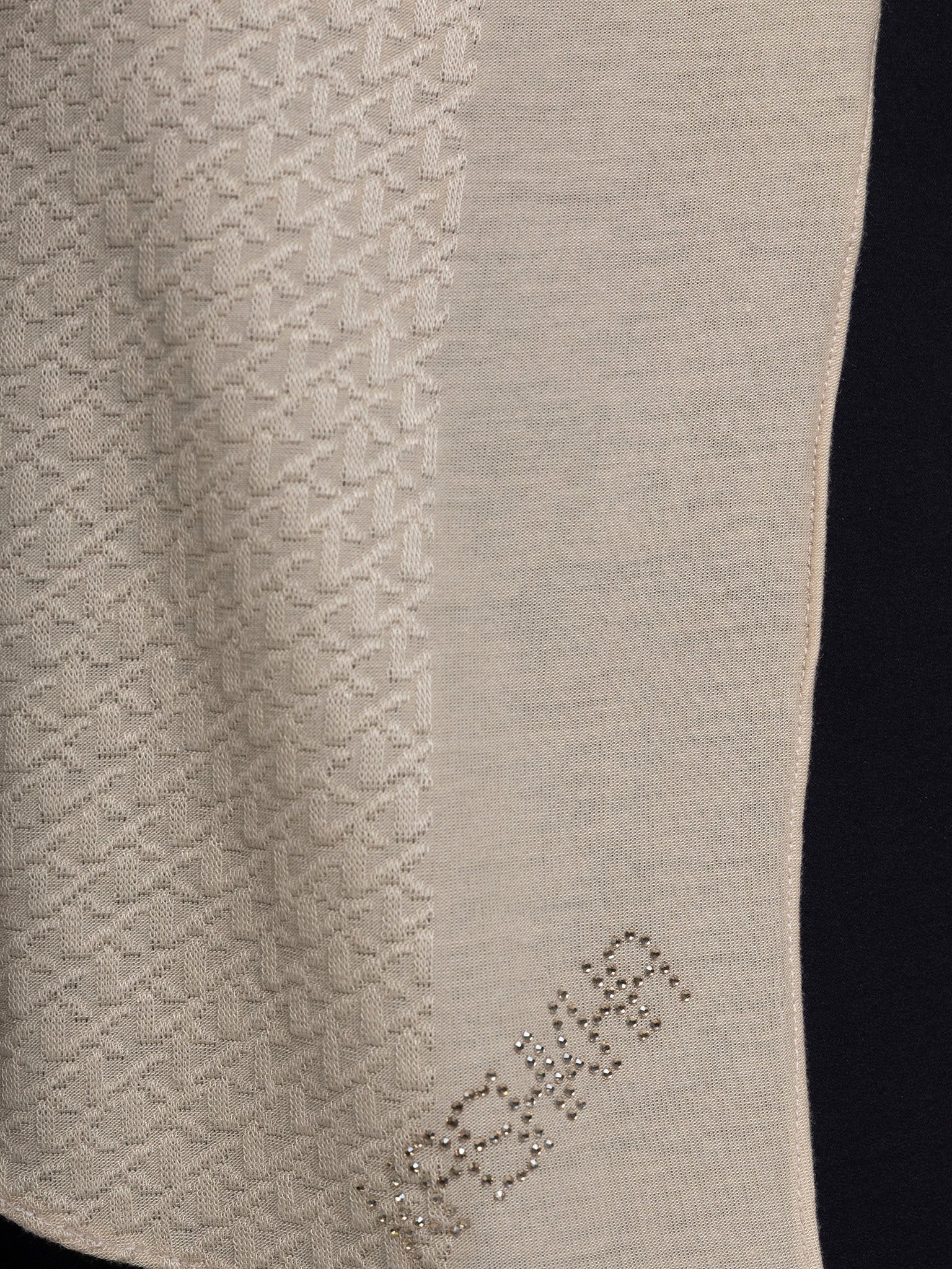 LightBeige