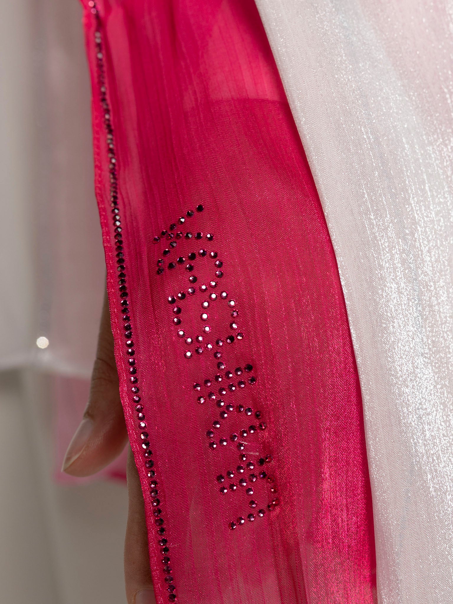 Fuchsia-OffWhite