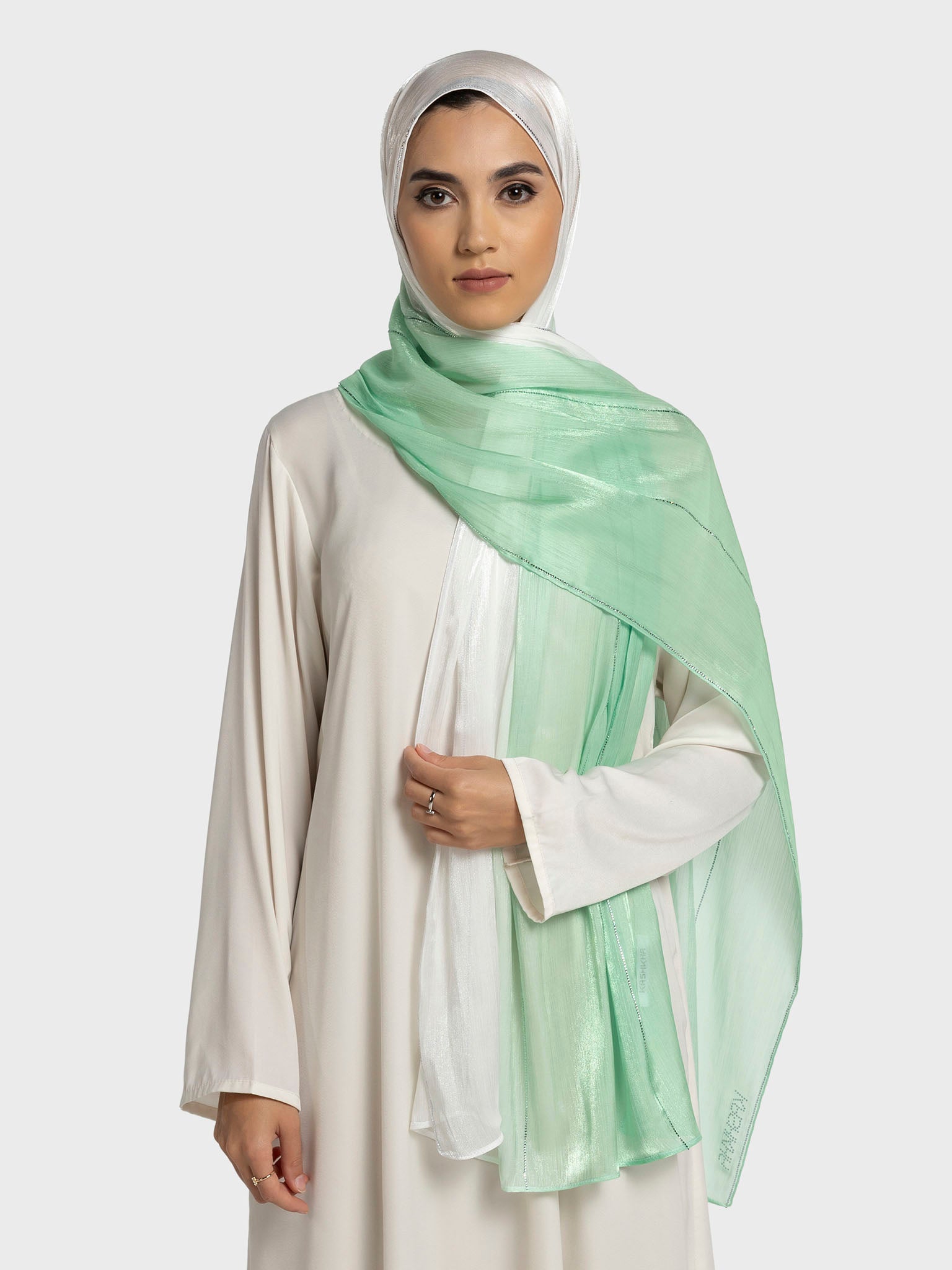 Green-OffWhite 2