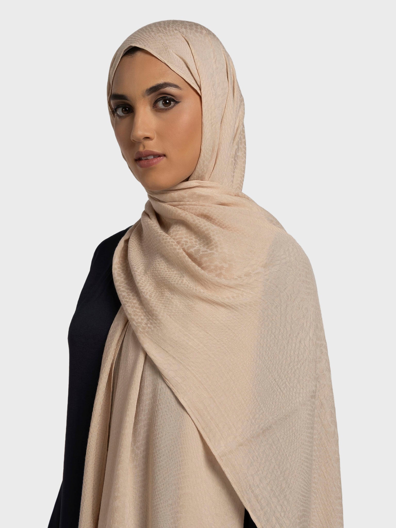LightBeige 1